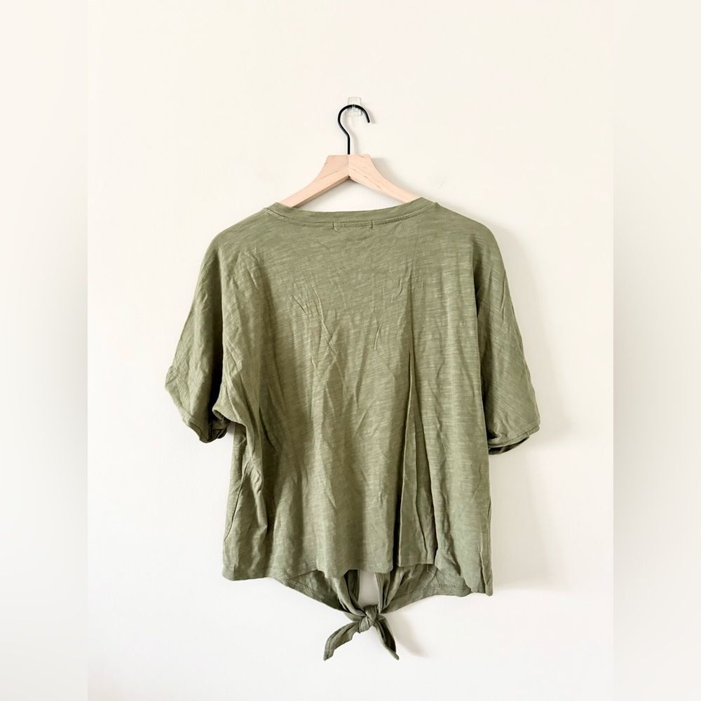 Sanctuary All Day Tie Cotton Blend Top in Trail Green - Size XXL - Picture 5 of 7